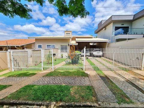 Casa à venda em Campinas, Cidade Universitária, com 3 suítes, com 260 m²